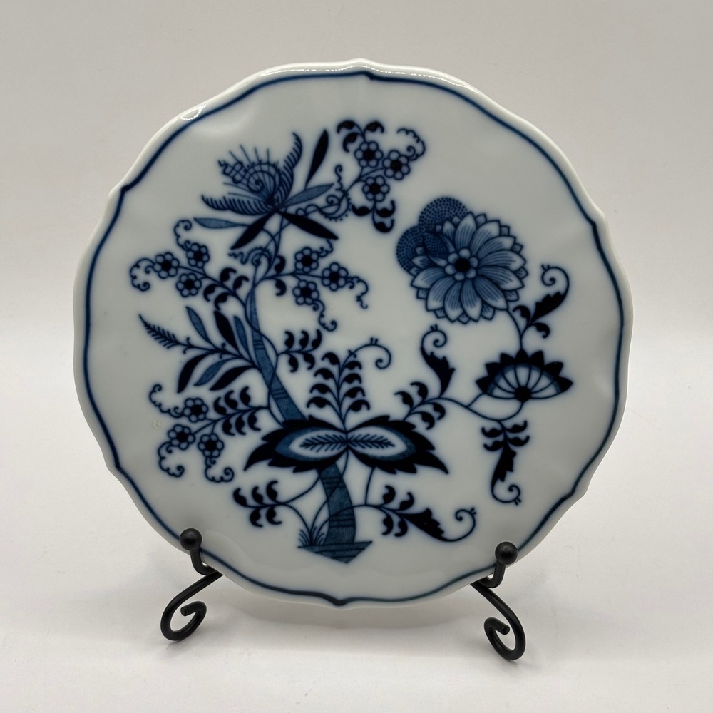 Vintage Blue Danube‎ Trivet Hot Plate Scalloped Blue Onion Pattern Japan